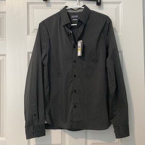 Men’s Van Heusen Button Down Shirt